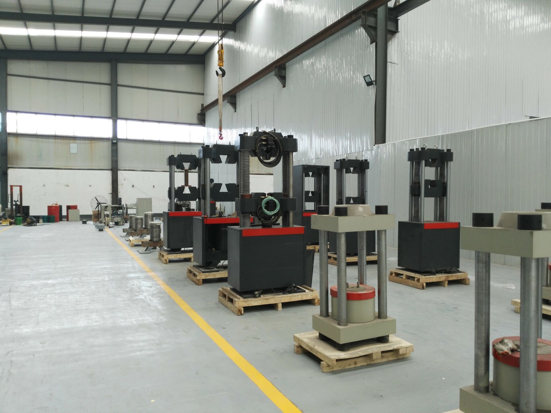 1000KN���@ʽҺ���f��ԇ�C